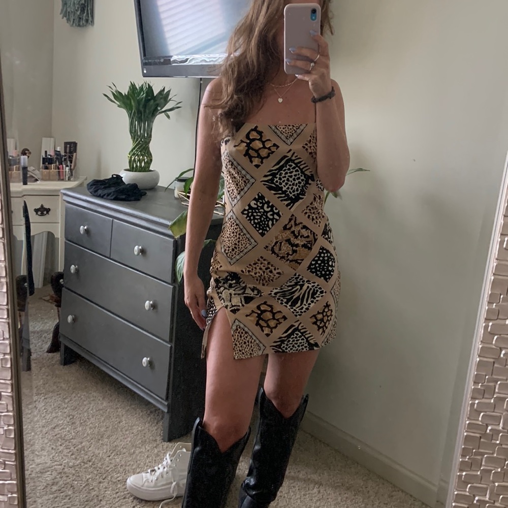 Mini dress with slit and adjustable straps